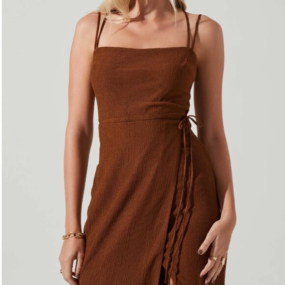NWT Brinda Wrap Midi Dress in Brown - Picture 2 of 13